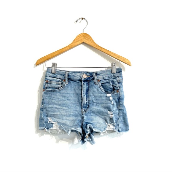 American Eagle Outfitters Pants - American eagle curvy hi-rise shortie distressed